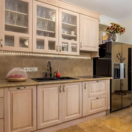Bv Apartment *